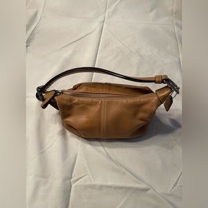 Coach medium tan leather shoulder bag